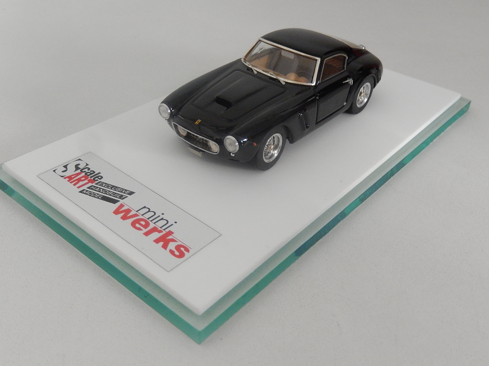 AM Ruf : Ferrari 250 SWB 1960 black by Scale Auto Art --> SOLD
